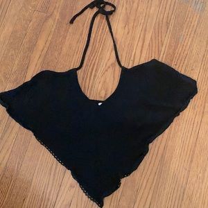 Tobi cropped halter top. Medium